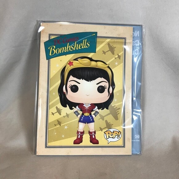Funko Pop Wonder Woman DC Bombshells Notebook - Picture 1 of 3